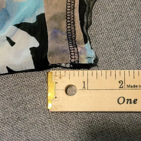 Simply Vera Wang Sheer Overlay Blouse Womens XL Black Floral Latered Top - Picture 12 of 13